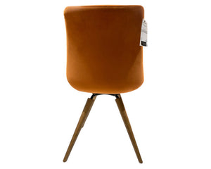 Chaise en velours orange pivotante pieds bois - Souffle d'intérieur