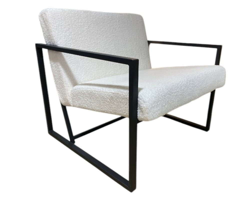 Fauteuil bouclette blanc en tissu confortable et design - Souffle d'intérieur 