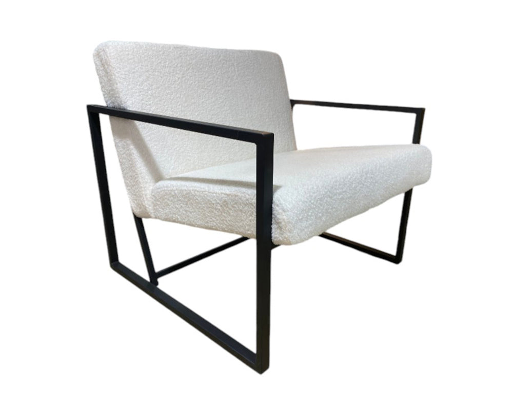 Fauteuil bouclette blanc en tissu confortable et design - Souffle d'intérieur 