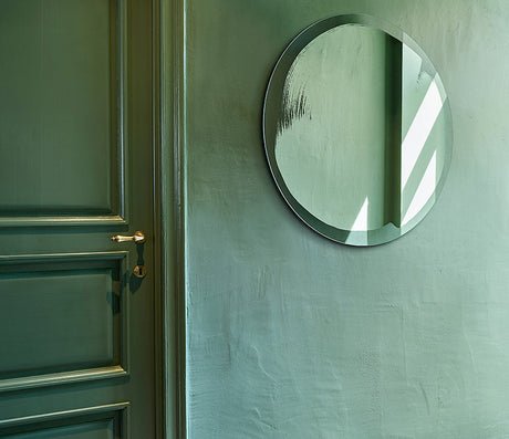 Miroir design rond élégant pour salle de bain - Deknudt - Souffle d'intérieur 