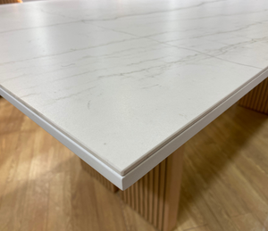 table à manger extensible ceramique marbre blanc mat pieds bois naturel marquise - Animovel - Souffle d'intérieur 