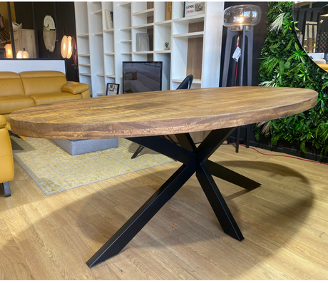 table ovale en bois massif pieds métal noir - Souffle d'intérieur